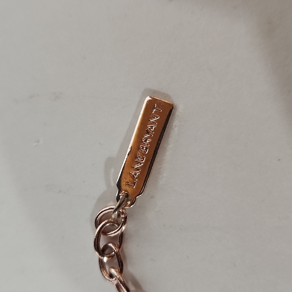 Lane Bryant rose gold tone with a 26. 5 inch drop - Picture 4 of 4